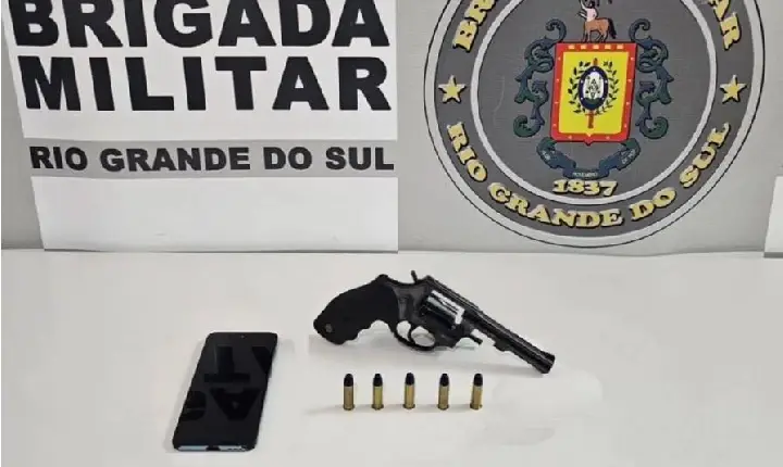 Brigada Militar prende homem com arma de fogo em Guaporé-RS