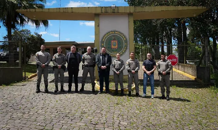 Comitiva da Brigada Militar conhece ações de segurança pública desenvolvidas em Guaporé