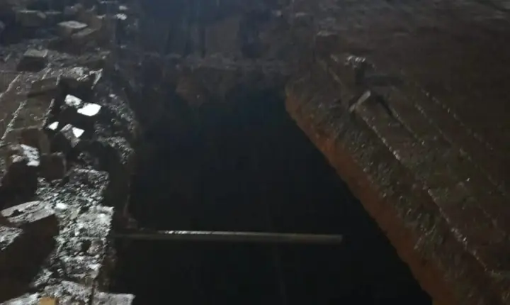 Cratera interdita rua no bairro Curtume após mais de 200 mm de chuva em Guaporé