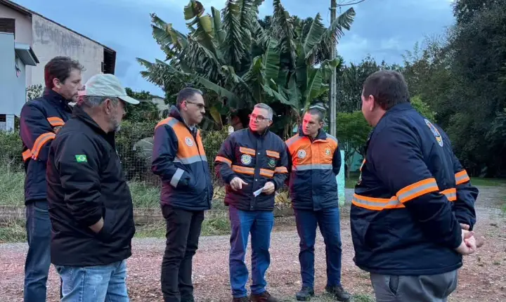Defesa Civil avalia estragos causados pela chuva