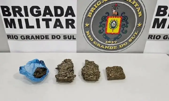 Dupla é presa por tráfico de drogas durante operação em Serafina Corrêa