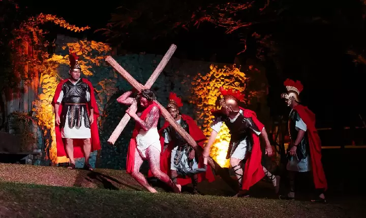 Em Muçum, Paixão de Cristo resgata o engajamento comunitário