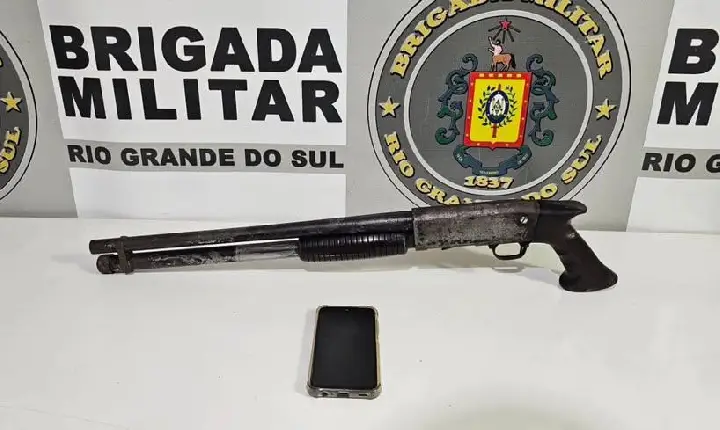 Homem é preso por posse irregular de arma de fogo