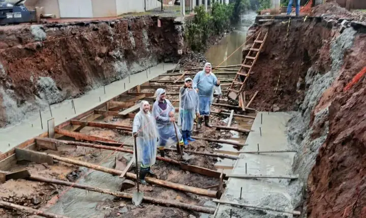 Mais uma ponte na conta 