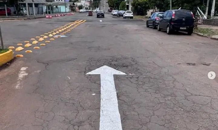 Mudança no trânsito altera sentido de trecho da rua Jairo Brum
