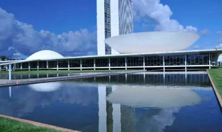 O Rio Grande do Sul elegeu neste domingo (4) os 31 deputados federais que vão representar o estado na Câmara dos Deputados a partir de 1º de fevereiro