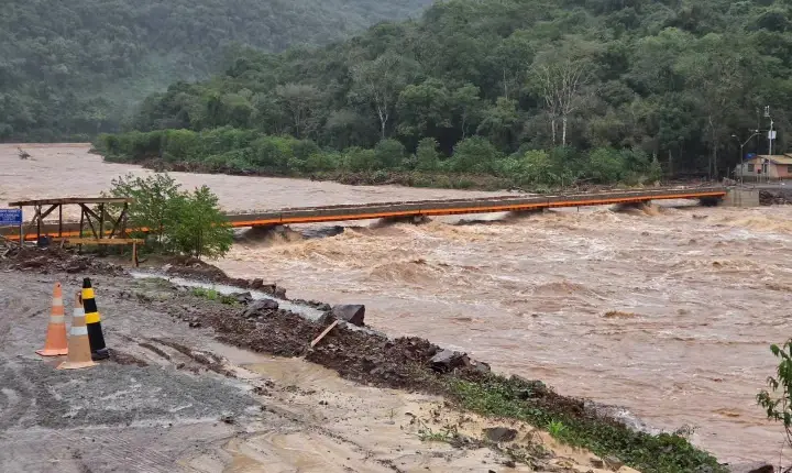 Ponte Dois Lajeados a Cotiporã