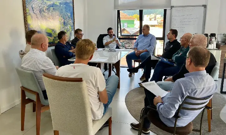 Rota do pão e vinho é pauta de reunião entre prefeitos da AMAT
