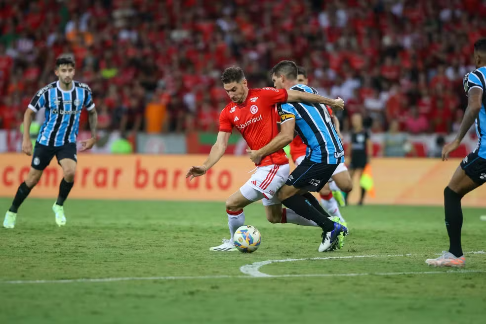 CBF oficializa Gre-Nal do Brasileirão no Couto Pereira; veja data e horário