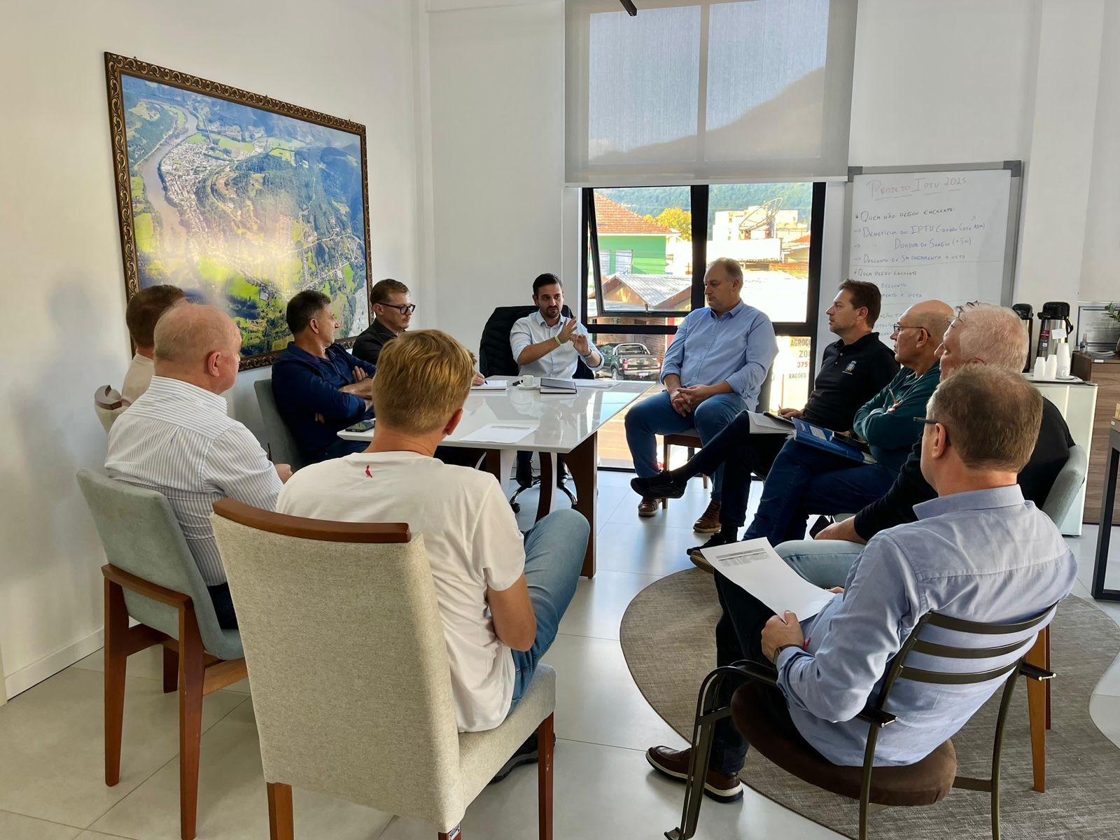 Rota do pão e vinho é pauta de reunião entre prefeitos da AMAT