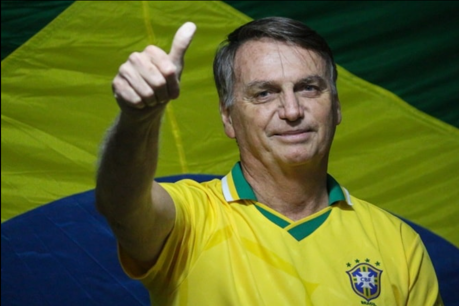 Alexandre de Moraes decreta prisão domiciliar de Jair Bolsonaro por descumprimento de medidas cautelares