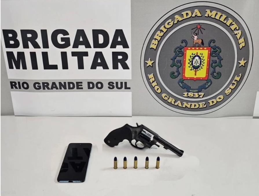 Brigada Militar prende homem com arma de fogo em Guaporé-RS
