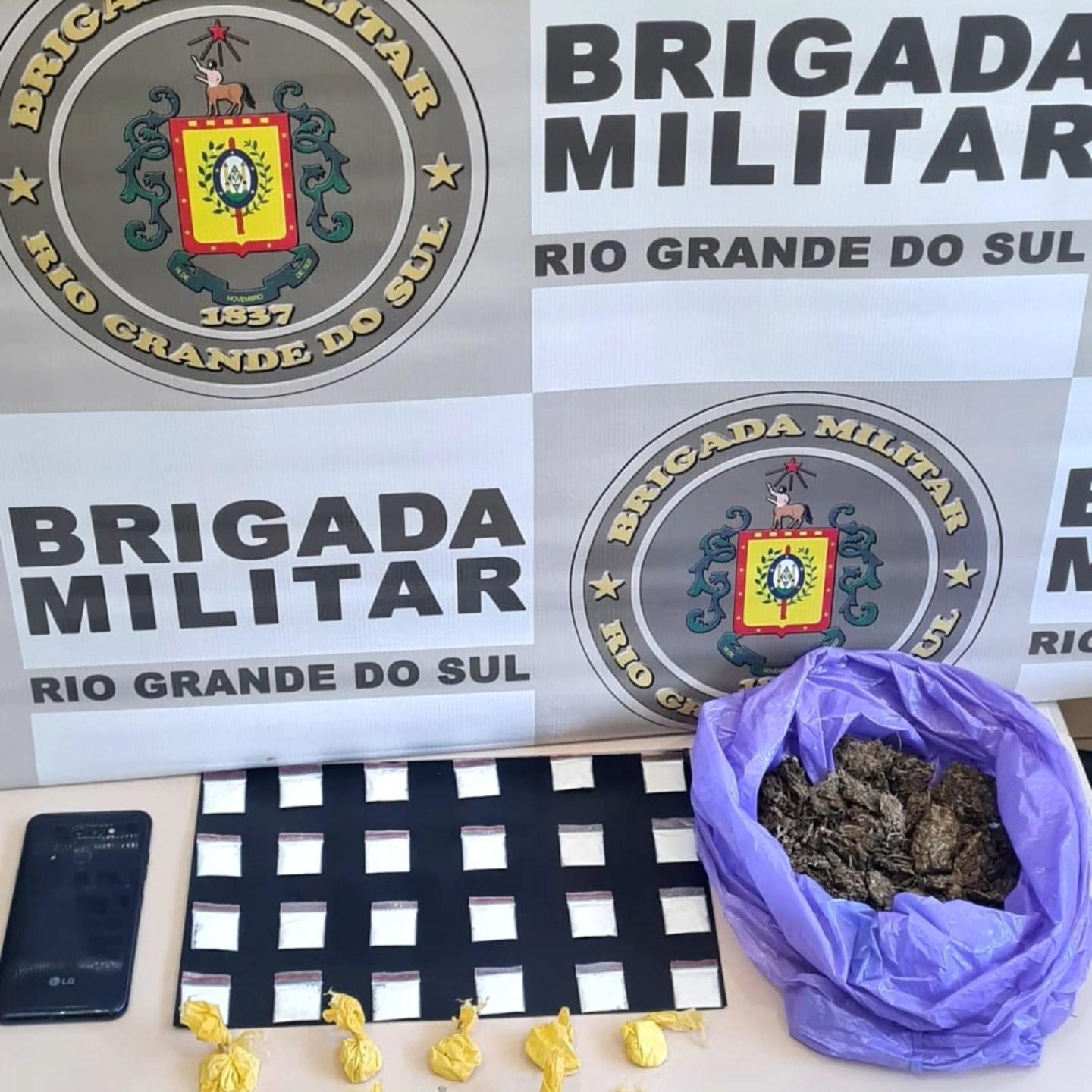 Jovem é preso por tráfico de drogas em Serafina Corrêa-RS