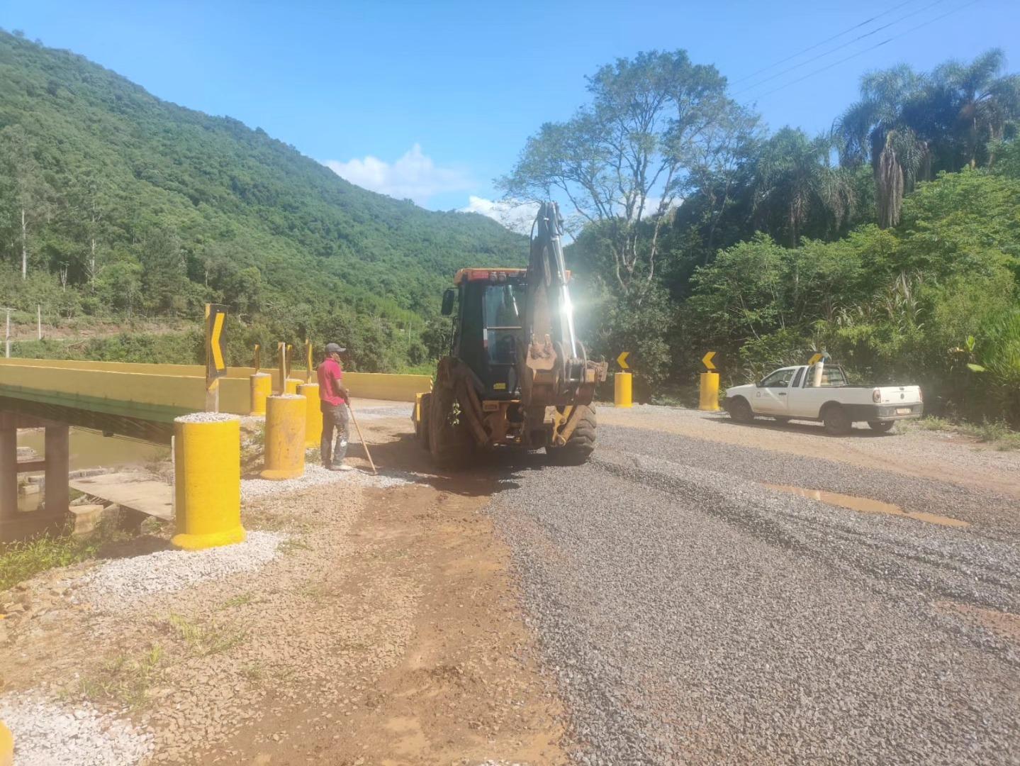 Sinalização de segurança é recuperada após ato de vandalismo