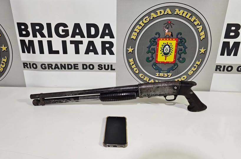 Homem é preso por posse irregular de arma de fogo