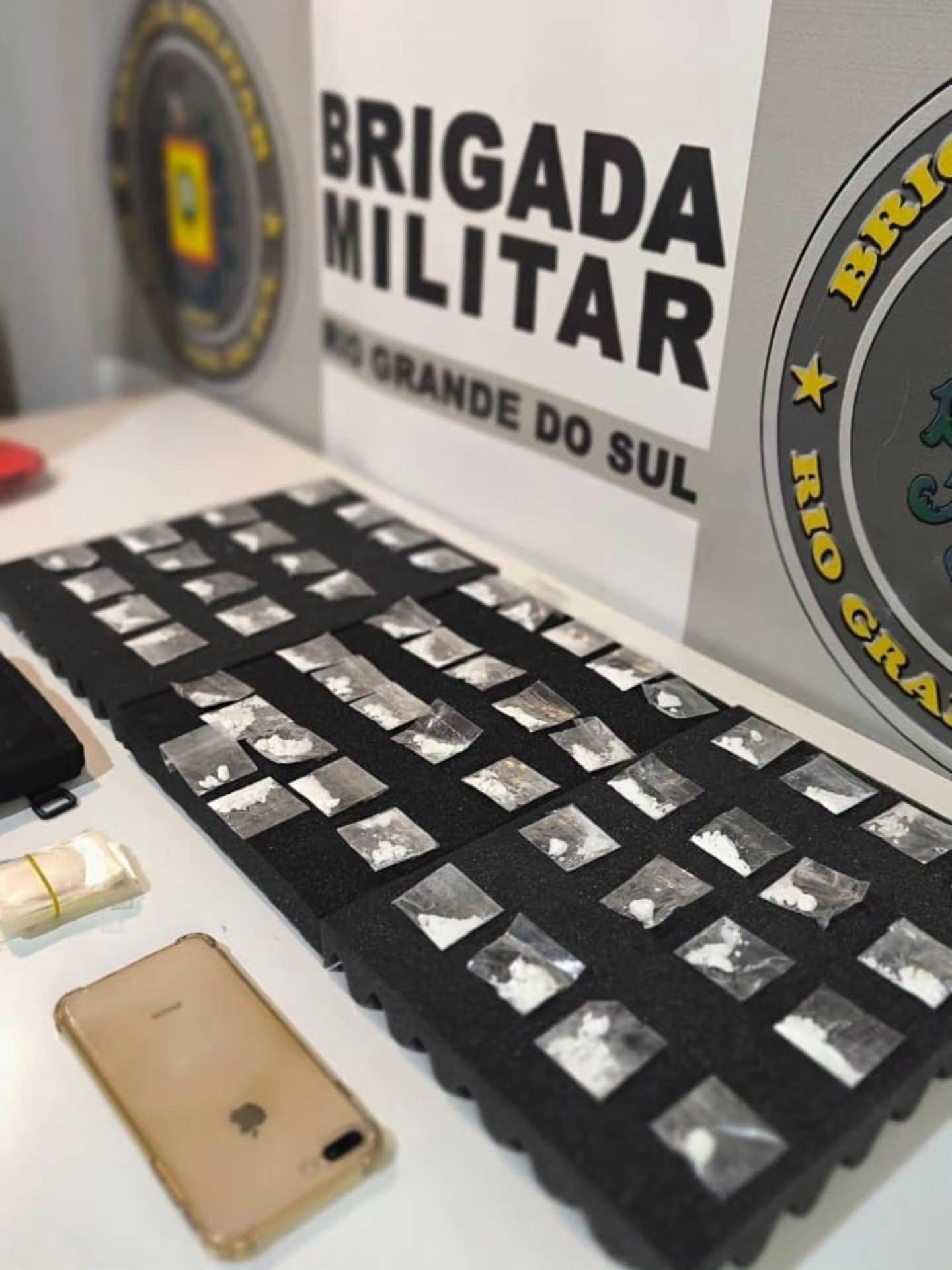BRIGADA MILITAR PRENDE HOMEM POR TRÁFICO DE DROGAS EM GUAPORÉ