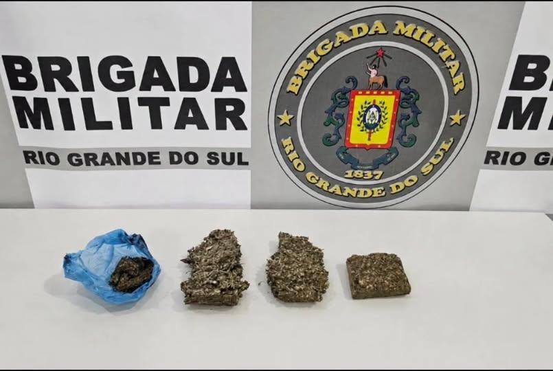 Dupla é presa por tráfico de drogas durante operação em Serafina Corrêa