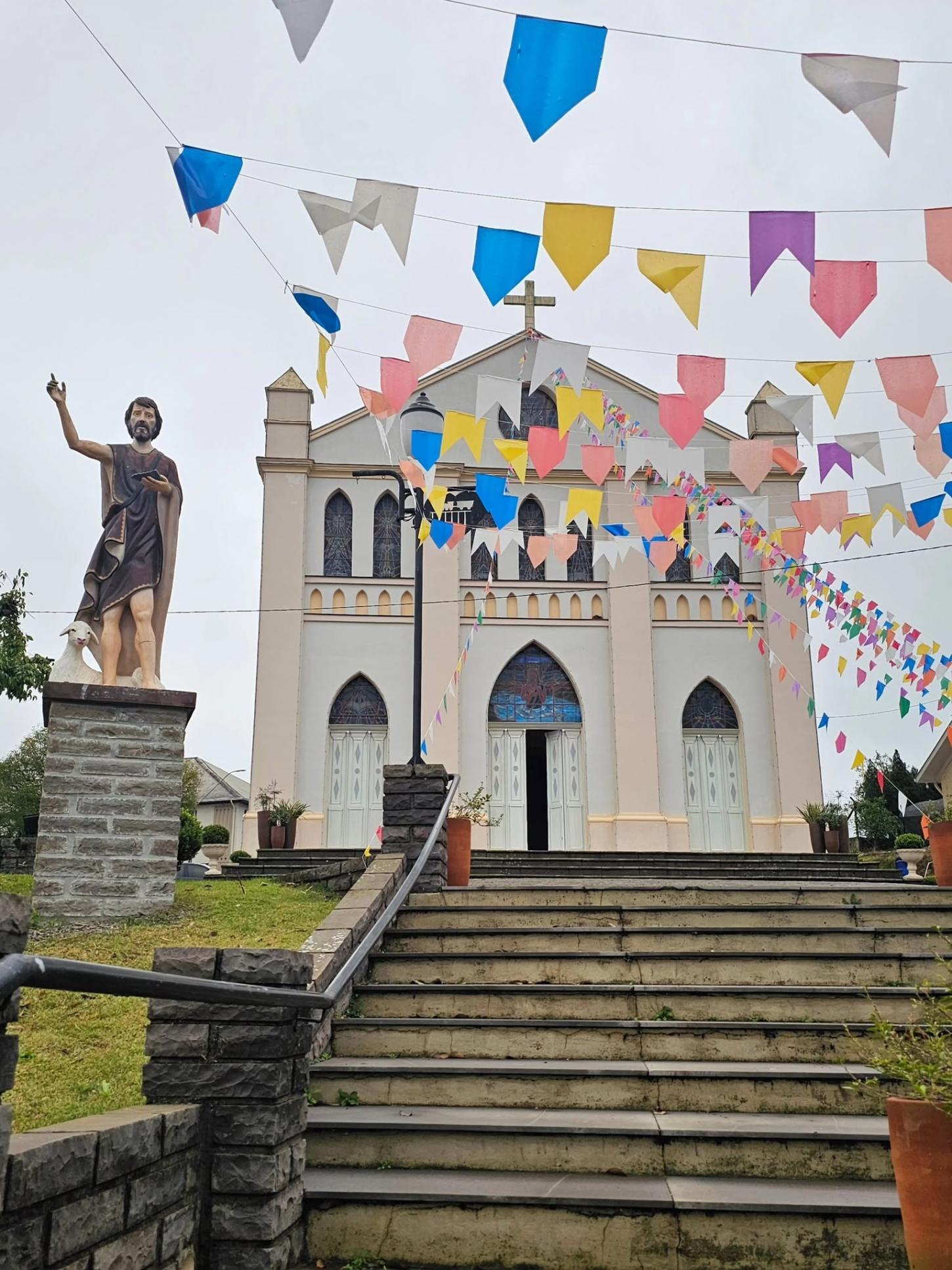 Fé, festa e tradição movimentam Vespasiano Corrêa na Festa de São João Batista