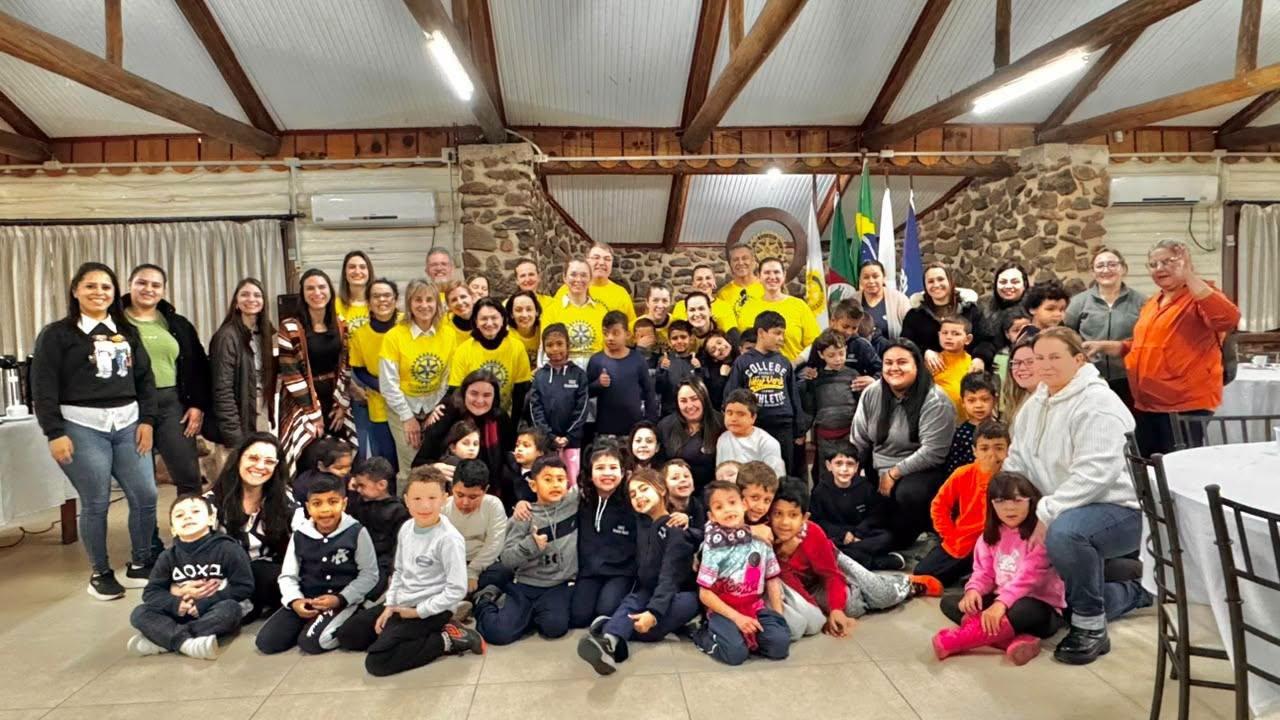 1ª etapa do projeto “Turma Inclusiva em Ação” culminou com dia especial no Rotary Club Guaporé