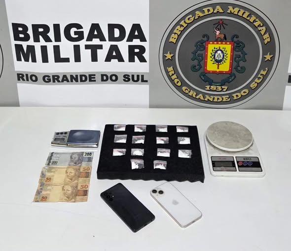 BRIGADA MILITAR PRENDE HOMEM POR TRÁFICO DE DROGAS EM GUAPORÉ