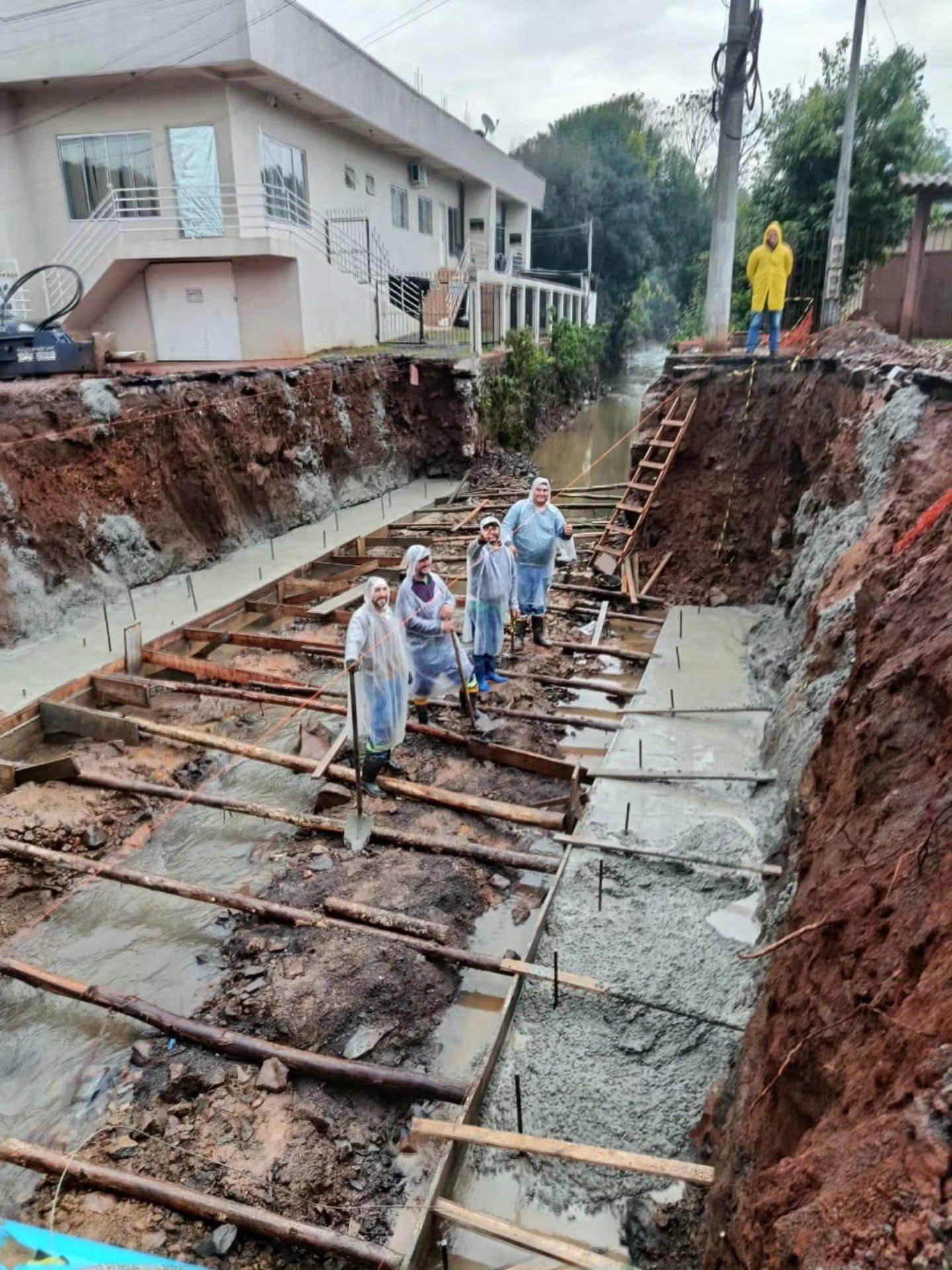 Mais uma ponte na conta 