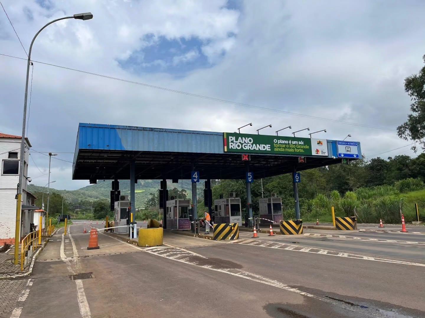 CANCELAS LEVANTADAS